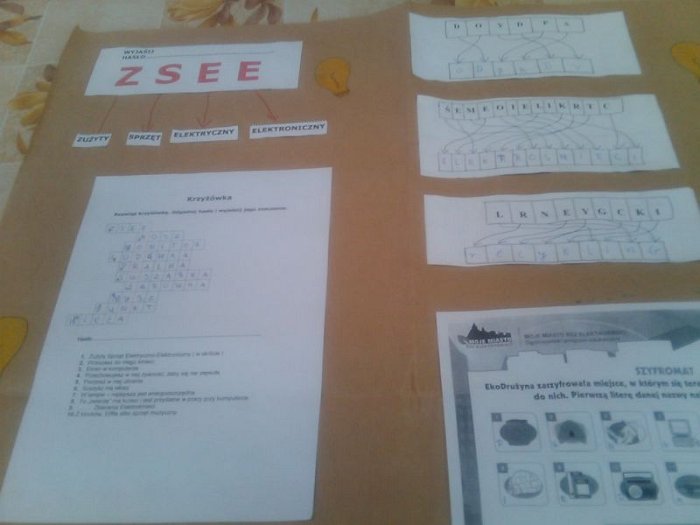 E16